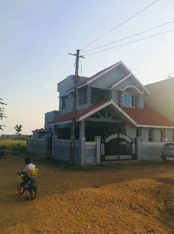 Residential building for sale in Malalndur road - Chikkamgaluru
