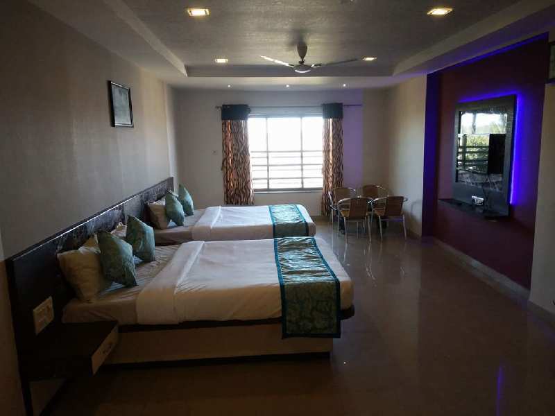 Hotel for rent in Mahabaleshwar (long lease)