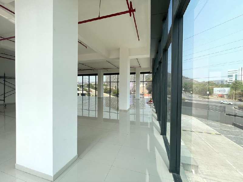 Rent /Lease of Showroom/ Restaurant at very prominent and busy junction