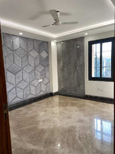 4 BHK Builder Floor for Sale in Block C, Gurgaon (2500 Sq.ft.)