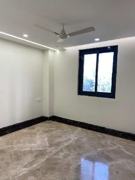 4 BHK Builder Floor for Sale in Block C, Gurgaon (2500 Sq.ft.)