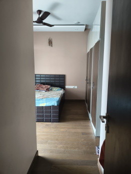 Flats & Apartments for Sale in Mulund West, Mumbai (900 Sq.ft.)