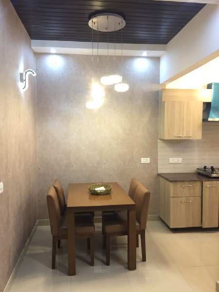 2 BHK Flats & Apartments for Sale in Lohgarh Road, Zirakpur (800 Sq.ft.)