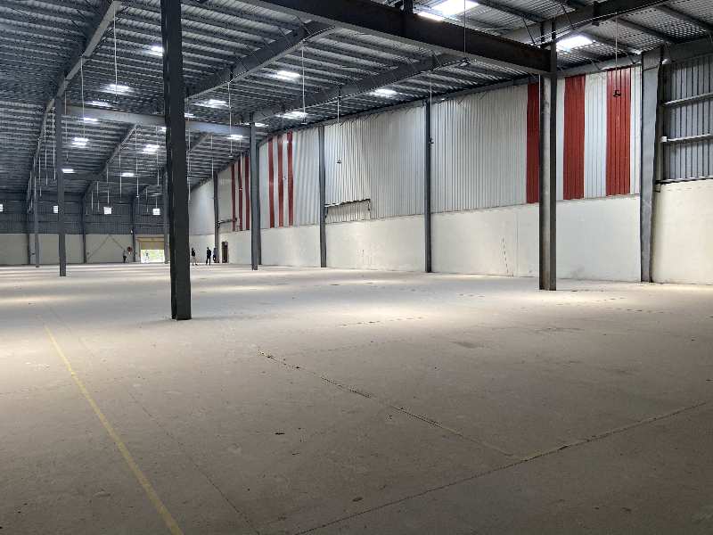 Warehouse in tepla for rent