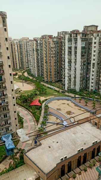 2 BHK Flats & Apartments for Sale in Sector 78, Noida (1080 Sq.ft.)