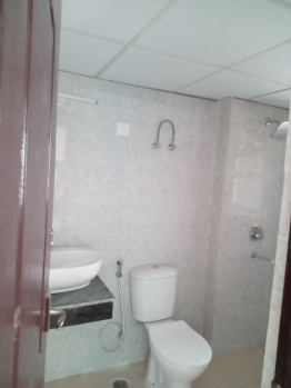 Flats & Apartments for Sale in Sector 45, Noida (1850 Sq.ft.)