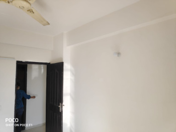 Flats & Apartments for Sale in Sector 75, Noida (1495 Sq.ft.)
