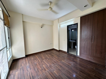 Flats & Apartments for Sale in Raj Nagar Extension, Ghaziabad (950 Sq.ft.)