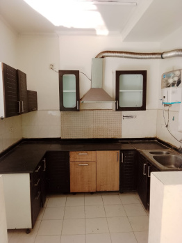 Flats & Apartments for Sale in Sector 119, Noida (1625 Sq.ft.)