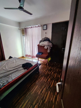 Flats & Apartments for Sale in Sector 120, Noida (1075 Sq.ft.)
