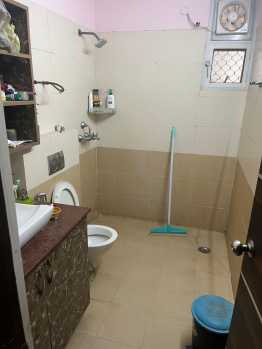 Flats & Apartments for Sale in NH 24 Highway, Ghaziabad (1425 Sq.ft.)