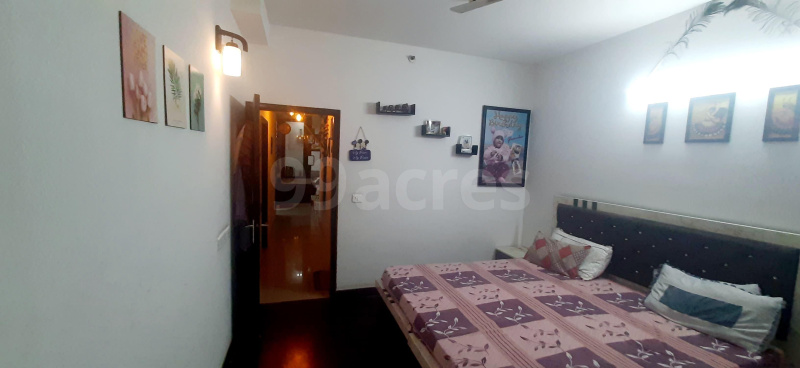 Flats & Apartments for Sale in Techzone 4, Greater Noida (1155 Sq.ft.)