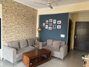 Flats & Apartments for Sale in Sector 120, Noida (950 Sq.ft.)