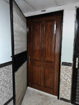 Flats & Apartments for Sale in Sector 45, Noida (1390 Sq.ft.)