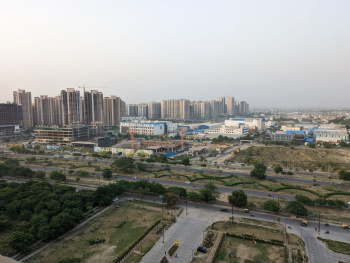 Flats & Apartments for Sale in Techzone 4, Greater Noida (1535 Sq.ft.)