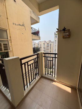 Flats & Apartments for Sale in Techzone 4, Greater Noida (955 Sq.ft.)