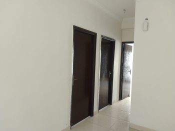 Flats & Apartments for Sale in Omicron 3, Greater Noida (1005 Sq.ft.)