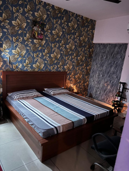 Flats & Apartments for Sale in Sector 16B, Greater Noida (975 Sq.ft.)