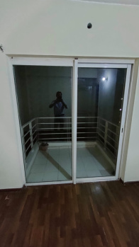 Flats & Apartments for Sale in Sector 168, Noida (985 Sq.ft.)
