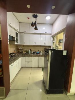 Flats & Apartments for Sale in Sector 75, Noida (1310 Sq.ft.)