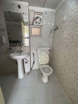 Flats & Apartments for Sale in Sector 16C, Greater Noida (1055 Sq.ft.)