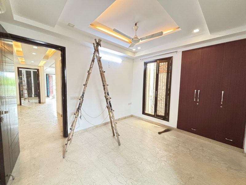 Builder Floor for Sale in Saket, Delhi (2600 Sq.ft.)