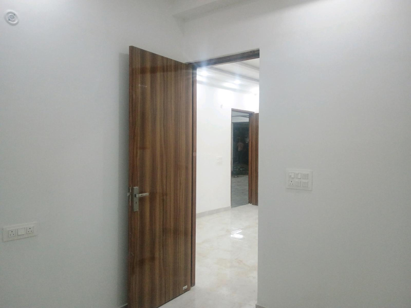 2.5 BHK Flats & Apartments for Sale in Sector 1, Greater Noida (1150 Sq.ft.)