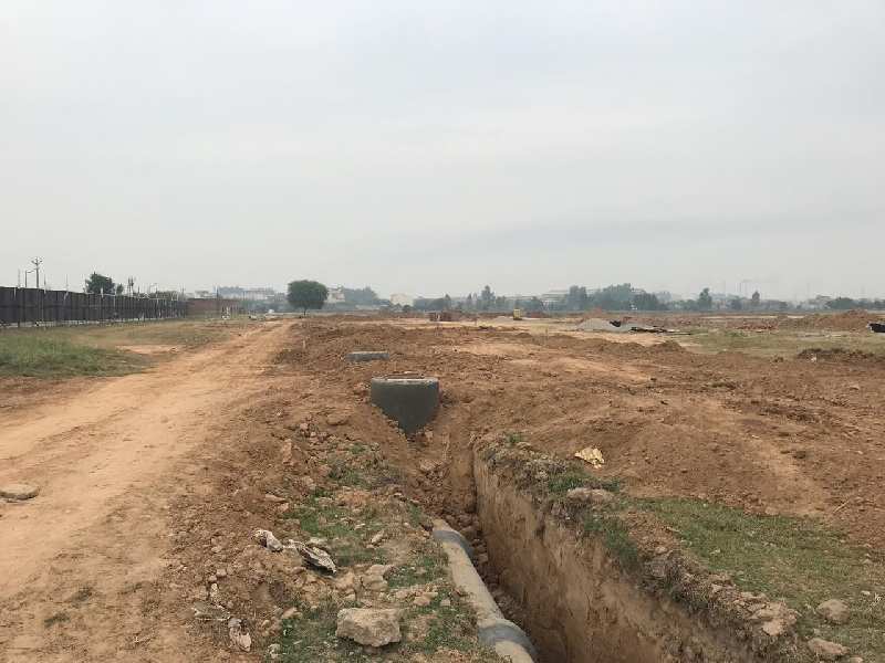 PLOTS IN INTEGRATED TOWNSHIP NEAR CHANDIGARH.