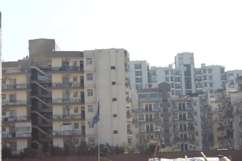 HIGH RISE 2 BHK READY TO MOVE FLAT IN ZIRAKPUR