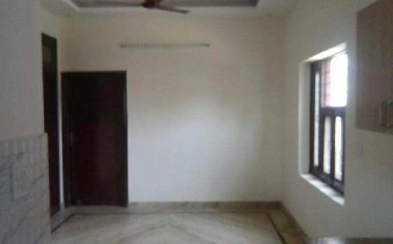 3 BHK Builder Floor for Sale in Sainik Colony, Faridabad (1100 Sq.ft.)