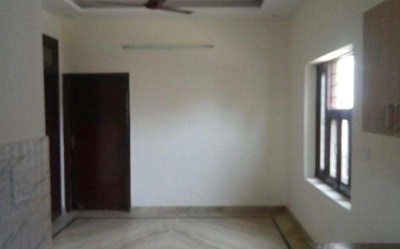 3 BHK Builder Floor for Sale in Sainik Colony, Faridabad (1100 Sq.ft.)