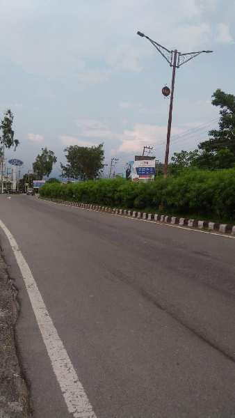 On main highway plot of 6084 sq.ft in shimla road