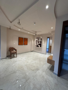 LUXURY 3 BHK  Study + 3 T FLAT AVAILABLE FOR RENT
