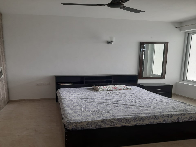 3 BHK Flats & Apartments for Rent in Sector 79, Faridabad (1980 Sq.ft.)