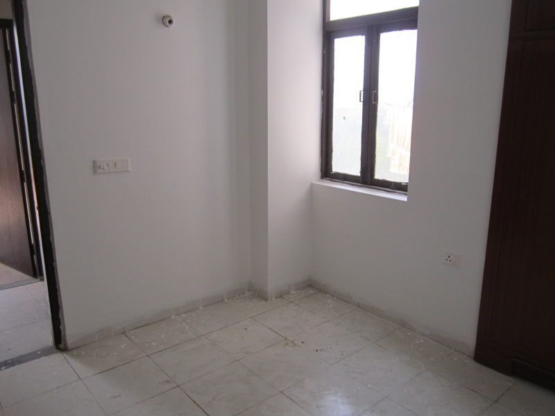 2 BHK Flats & Apartments for Rent in Sector 88, Faridabad (590 Sq.ft.)