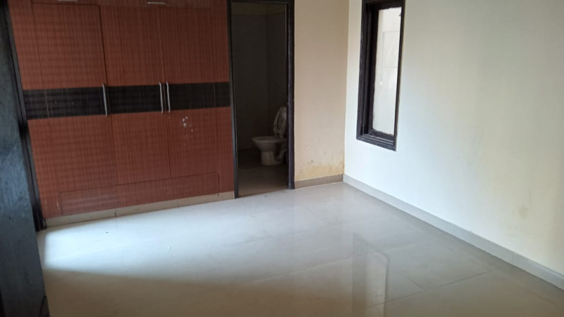 3 BHK Flats & Apartments for Rent in Sector 88, Faridabad (1800 Sq.ft.)