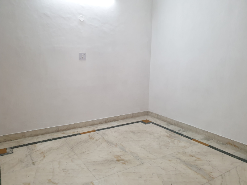 3BHK Builder floor for Ret in Main Saket South Delhi