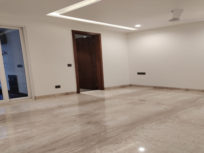 Brand New Park Facing 200Yard Builder floor for Sale in Main Saket South Delhi