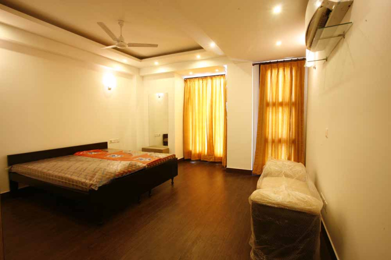 Fully furnished 4BHK for rent in Saket South Delhi