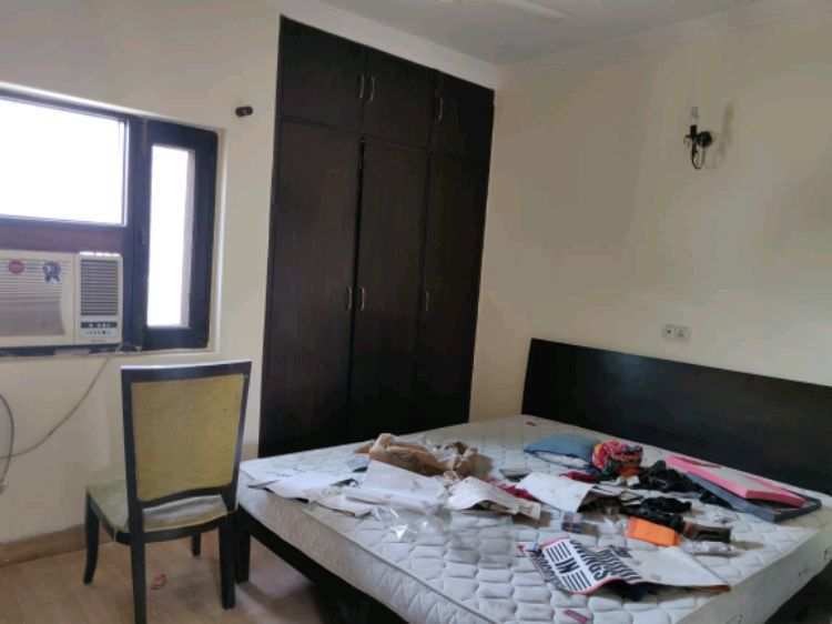 2BHK furnished flat for Rent in Saket South Delhi