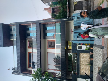 Villa for Sale in Alpha II, Greater Noida (4500 Sq.ft.)