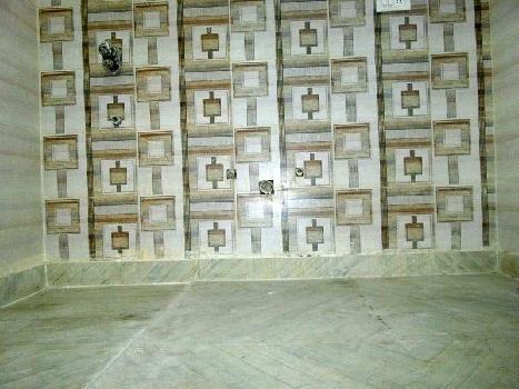 2 BHK Builder Floor for Sale in Azadpur, North Delhi