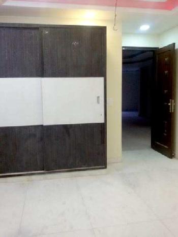 3 BHK at C.C. Colony, State Bank Colony Delhi North
