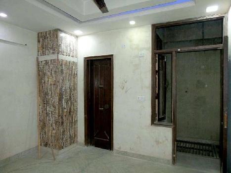 3 Rooms flat/Affordable price/Kewal Park, Azadpur/ North Delhi