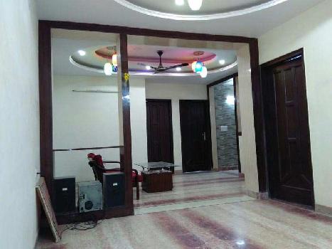 5 Rooms Flat At Adarsh Nagar, Delhi