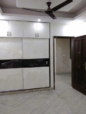 2BHK + drawing room Flat For Sale In Azadpur ,Delhi