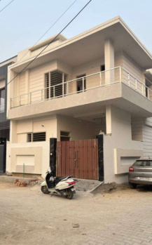 4.71 Marla - Corner House- { 4BHK } Available For Sale..