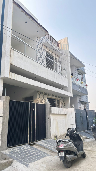 Beautiful 4BHK (4.41 marla) house Now available in jalandhar for sale.