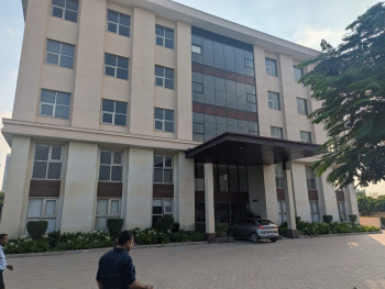 8 opd on Ground floor  Ups machine  3 lifts all working from Basement to 4th floor  X-RAY machine 1  5 Beds in emergency room with 2 monitor 1 High va