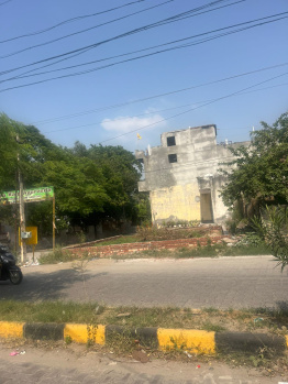 Commercial Lands /Inst. Land for Sale in Model Town, Yamunanagar (121 Sq. Yards)